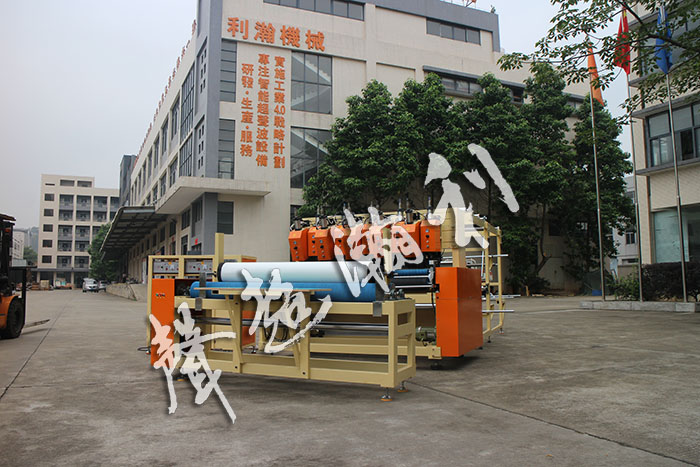 <a href='http://huameisofa.com/xingyezixun/698.html' target='1' style='font-size:14px; font-weight:bold; color:#ff0000;'>超声波<a href='http://huameisofa.com/xingyezixun/748.html' target='1' style='font-size:14px; font-weight:bold; color:#ff0000;'>裥棉机</a></a>